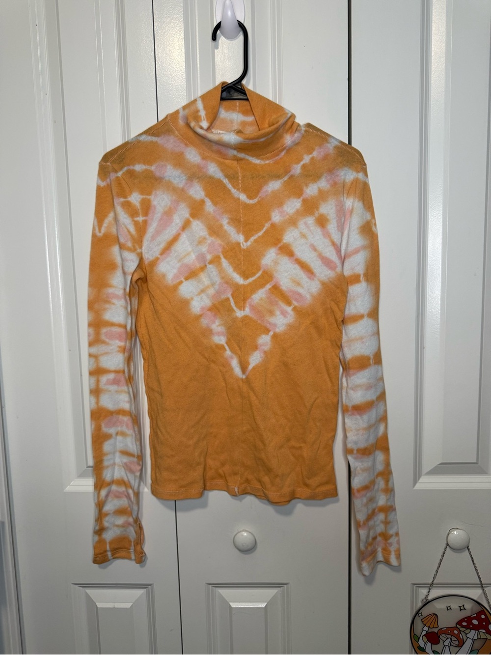 We The People Tie-Dye Long Sleeve Turtleneck Top - Orange Size Small